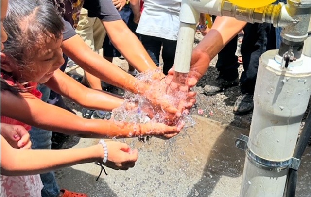 Drilling a well in Guatemala